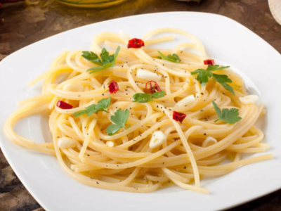 Espaguetis al Ajo y Aceite