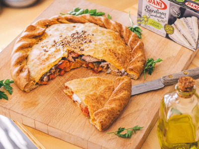 Empanada de sardinillas